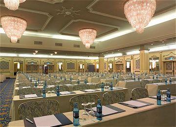Holiday Inn Munich-Schwabing Buitenkant foto