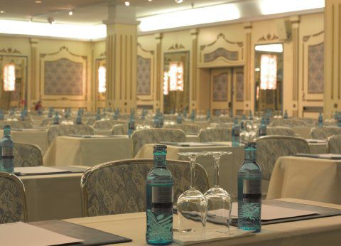 Holiday Inn Munich-Schwabing Buitenkant foto